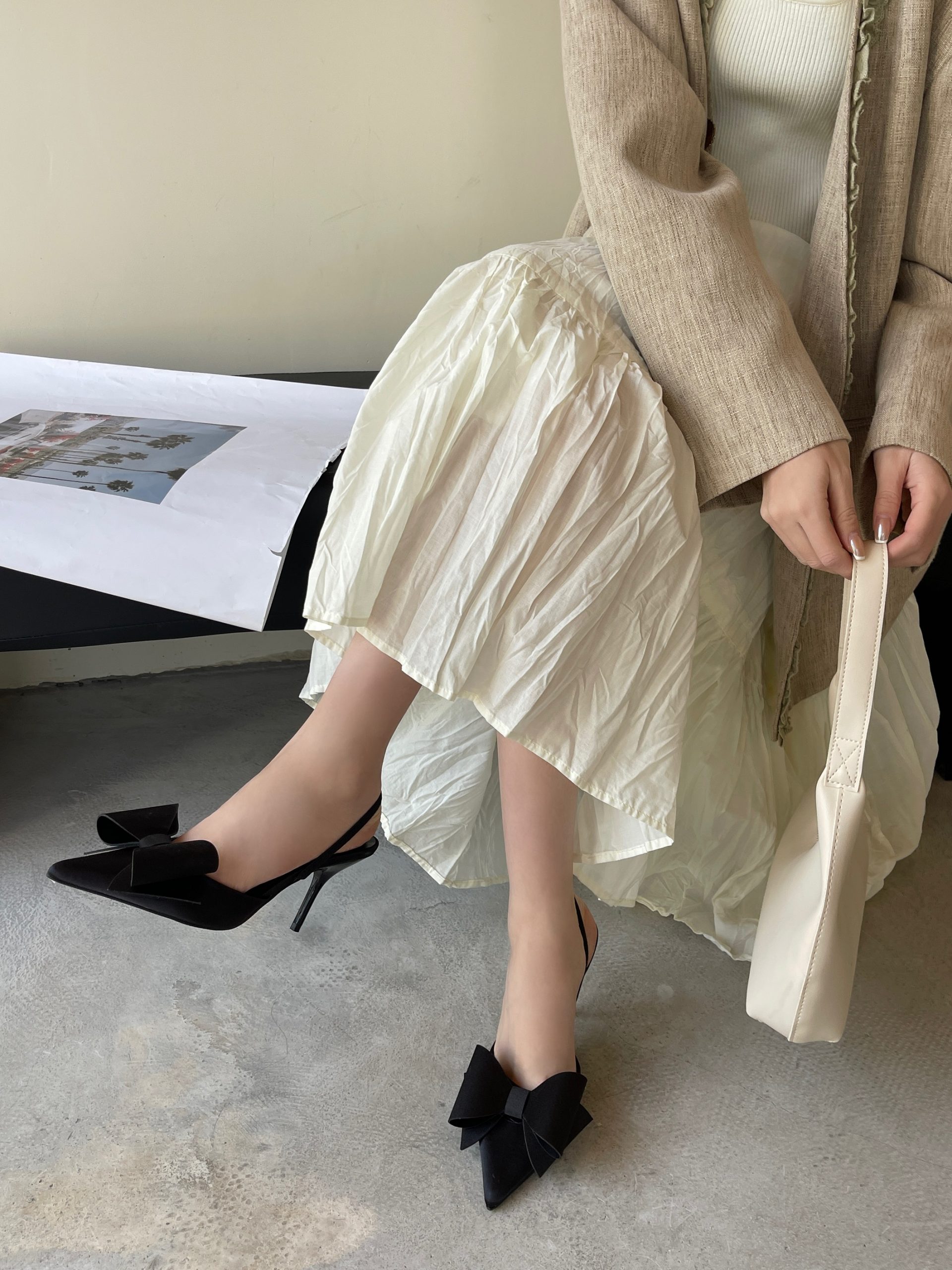 2025 New Fashion Pointed Toe Bow Strap Women's Sandals - Image 4
